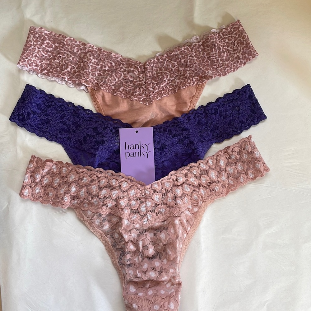 Hanky panky lace thong bundle